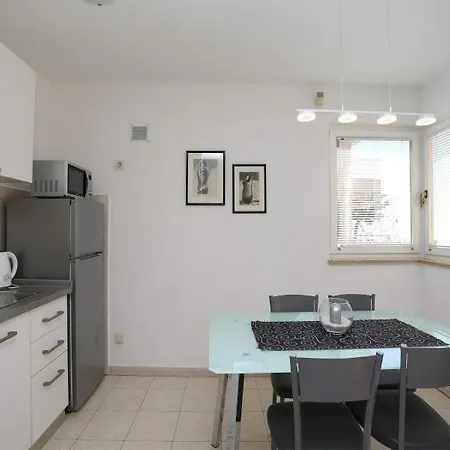 App With Terrace With Sea View,639 Rabac
