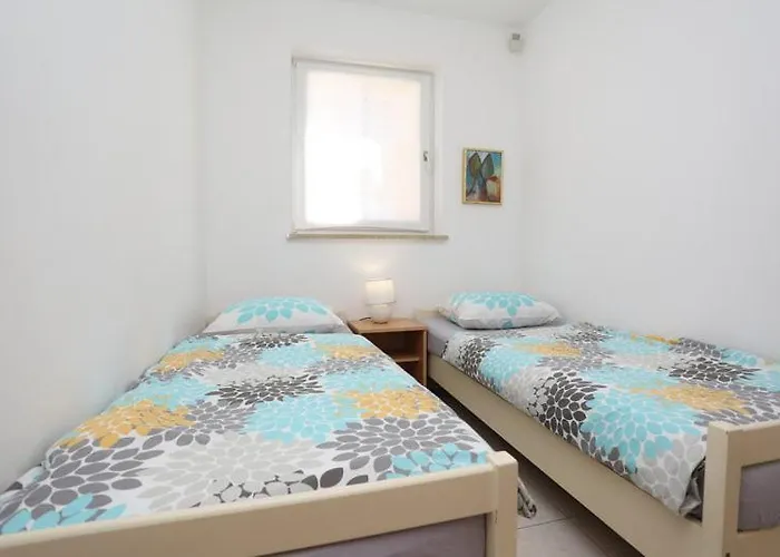 App With Terrace With Sea View,639 Apartment